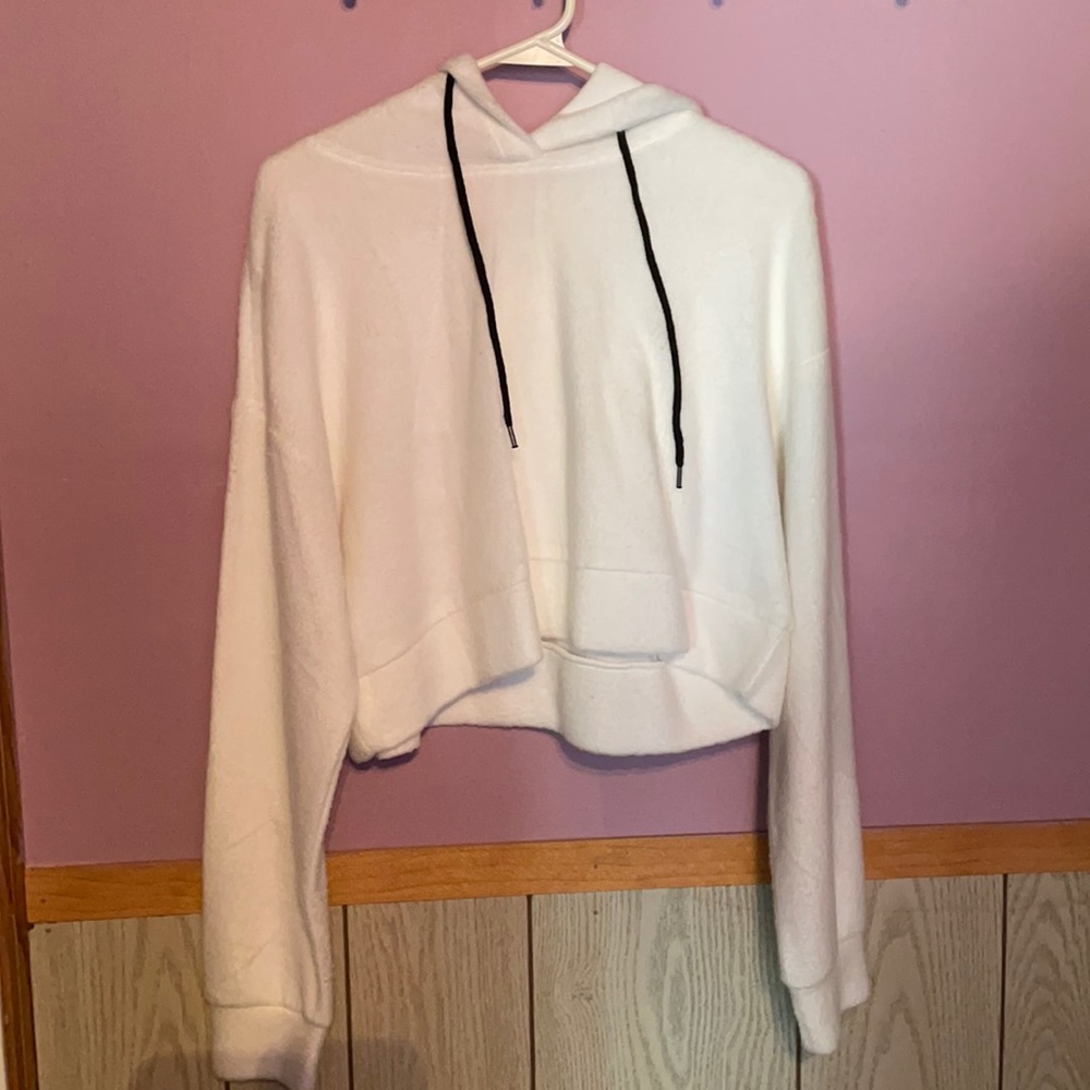 Cropped Hoodie/ Sweatshirt
